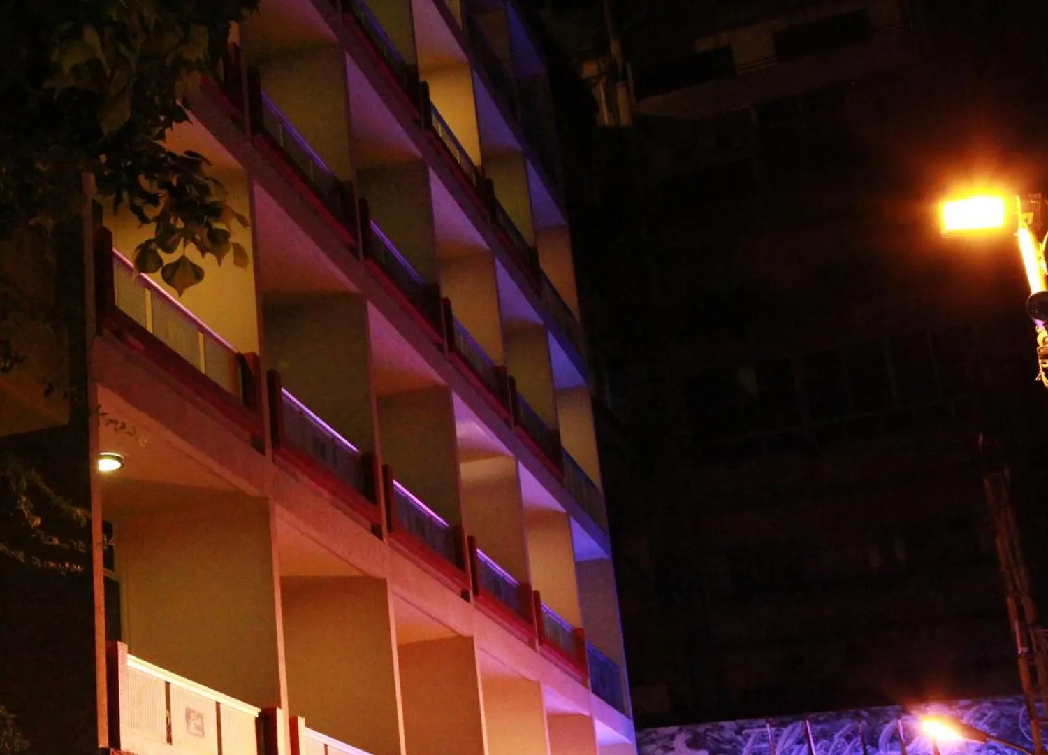 Elysee Residence contacts